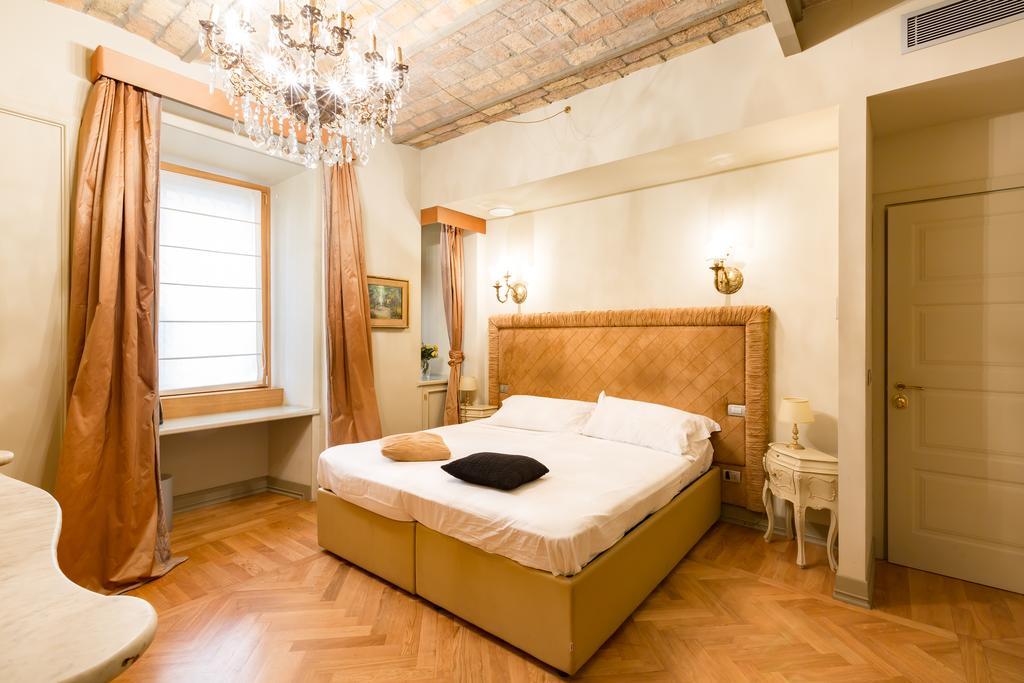 Rooms Roma - Monti ภายนอก รูปภาพ