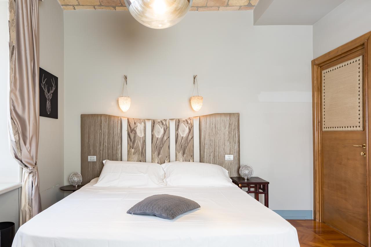 Rooms Roma - Monti ภายนอก รูปภาพ