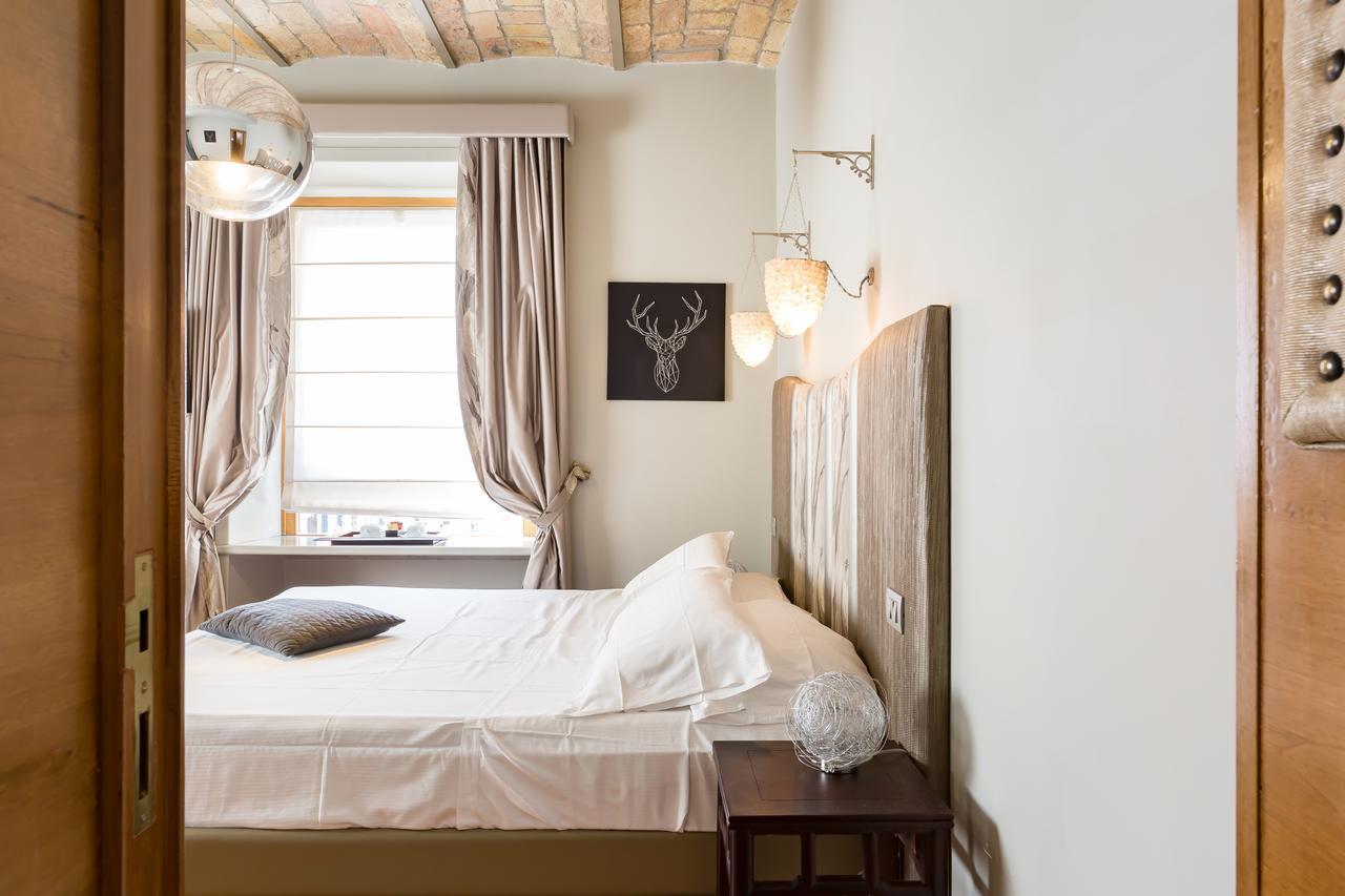 Rooms Roma - Monti ภายนอก รูปภาพ