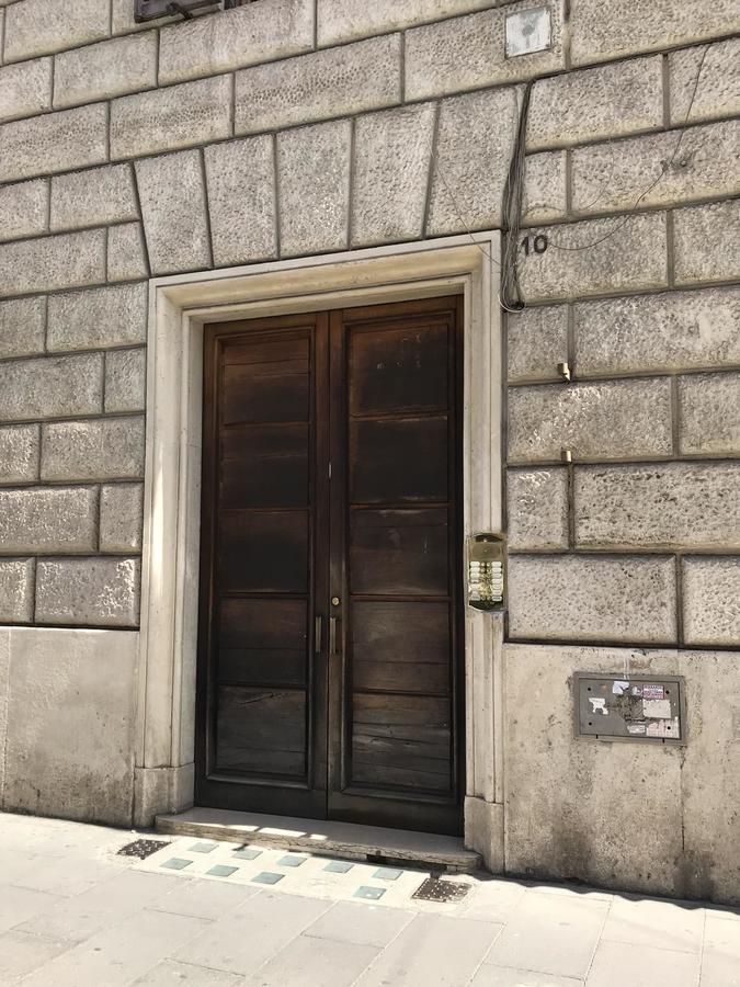 Rooms Roma - Monti ภายนอก รูปภาพ